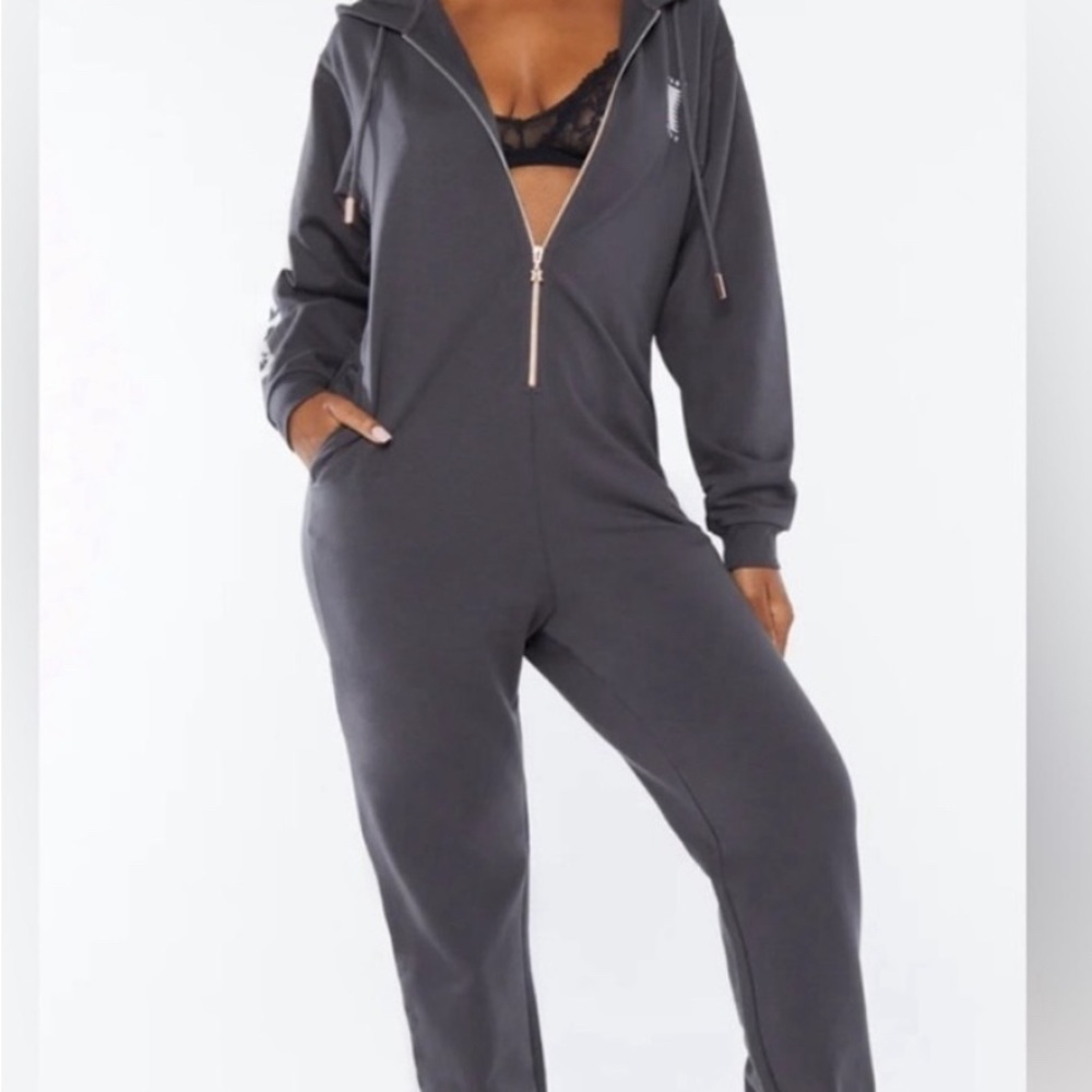 Savage X Fenty - Forever Savage Showgirl Hooded Gray Onesie - Picture 4 of 9